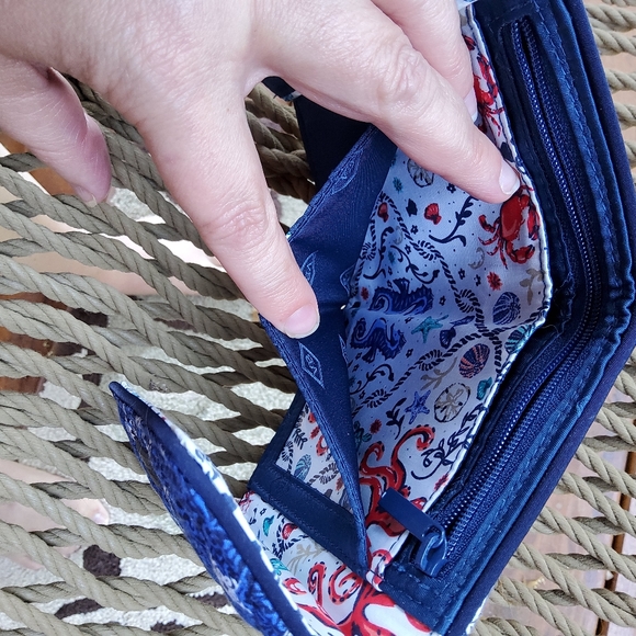 Vera Bradley Sea Horse of Course Riley Wallet - Picture 3 of 16